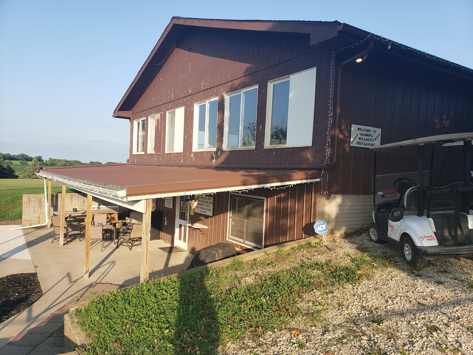 Bedford Country Club golf course