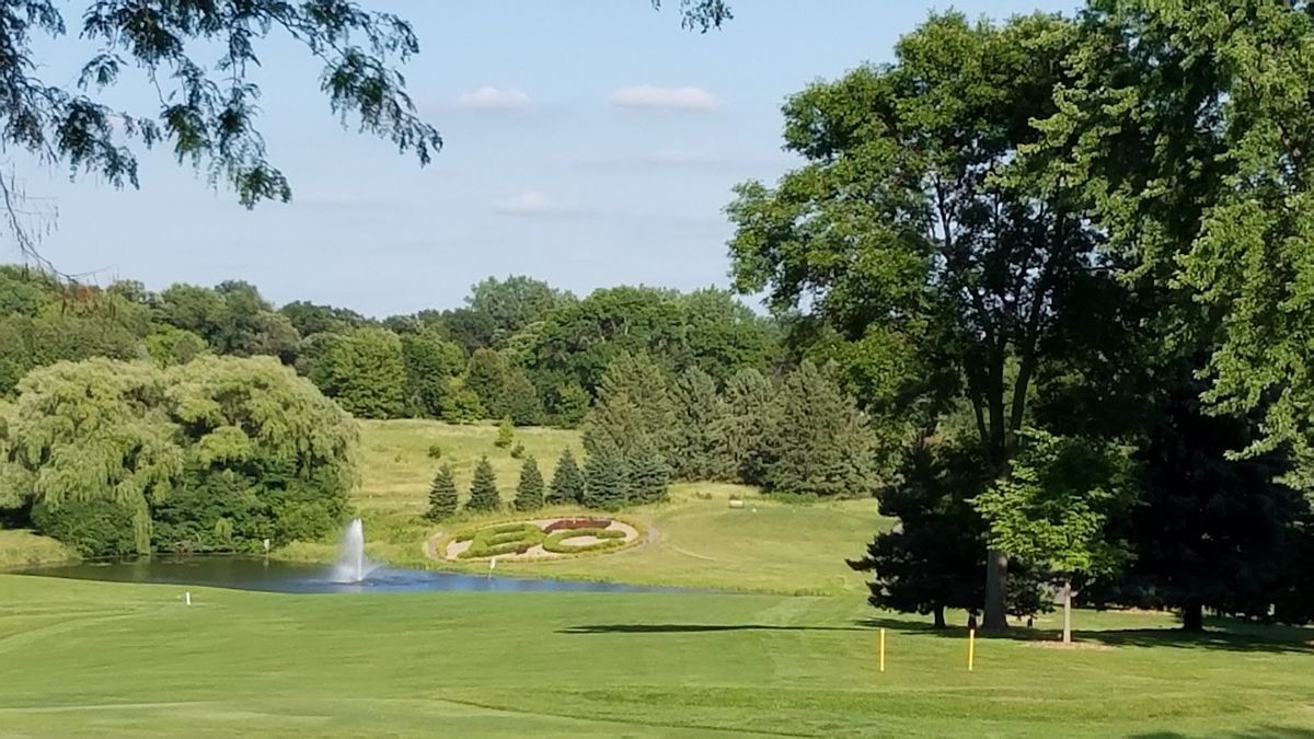 Brackett's Crossing Country Club golf course