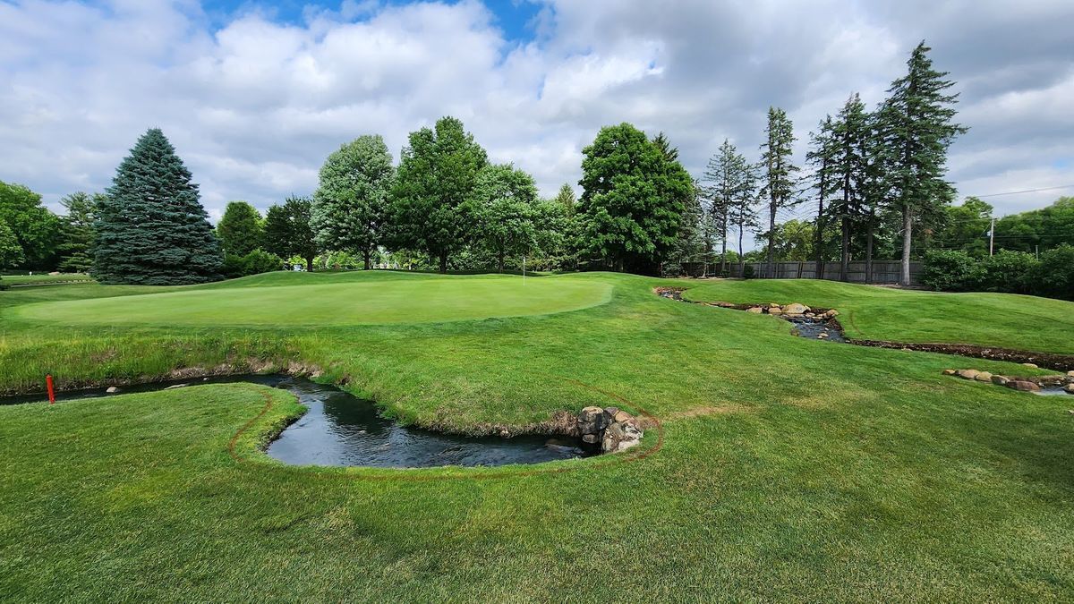 Elcona Country Club golf course