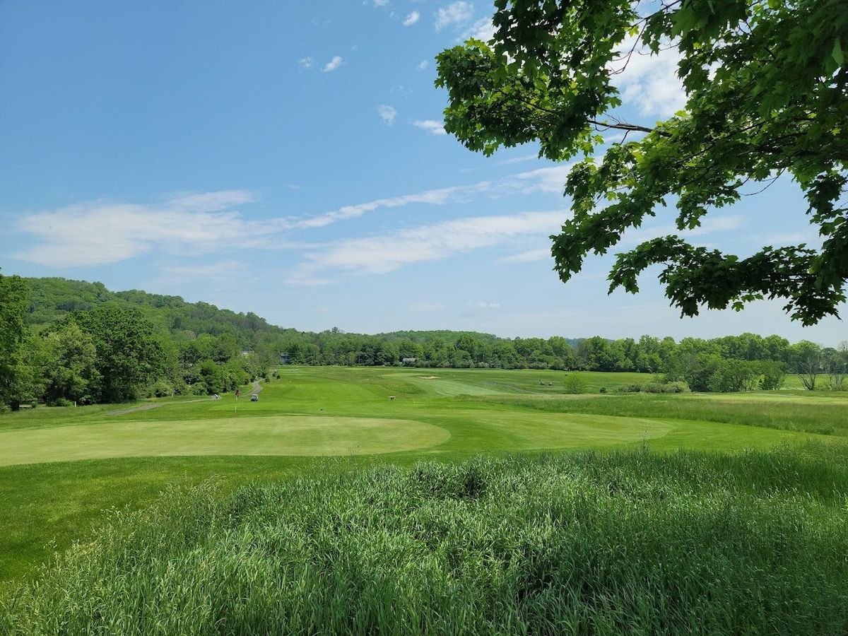 High Bridge Hills Golf Club golf course
