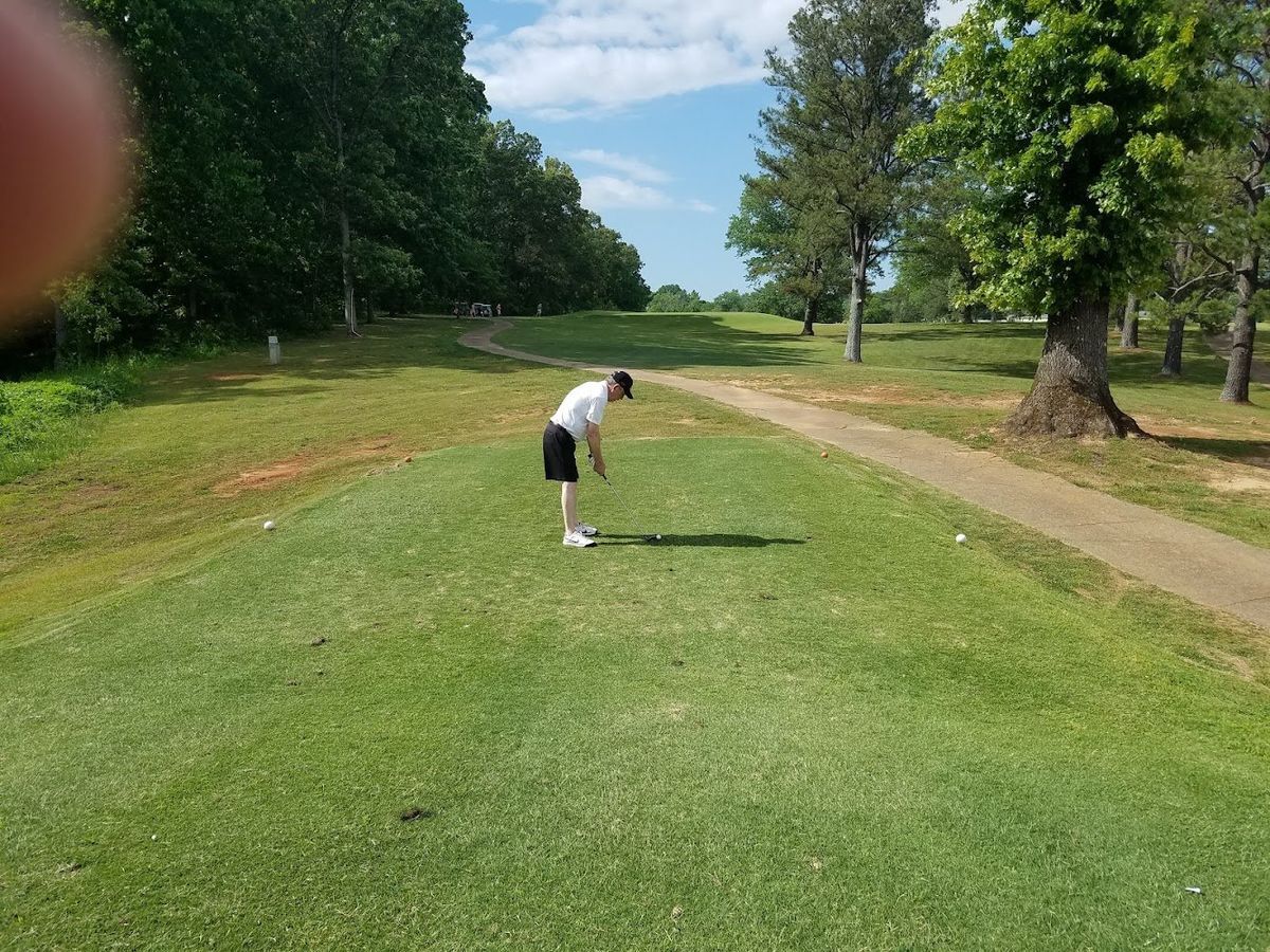 Lawrenceburg Golf and Country Club golf course