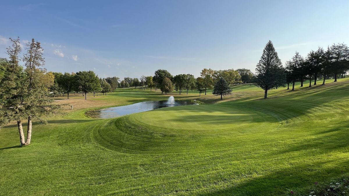 Le Sueur Country Club golf course