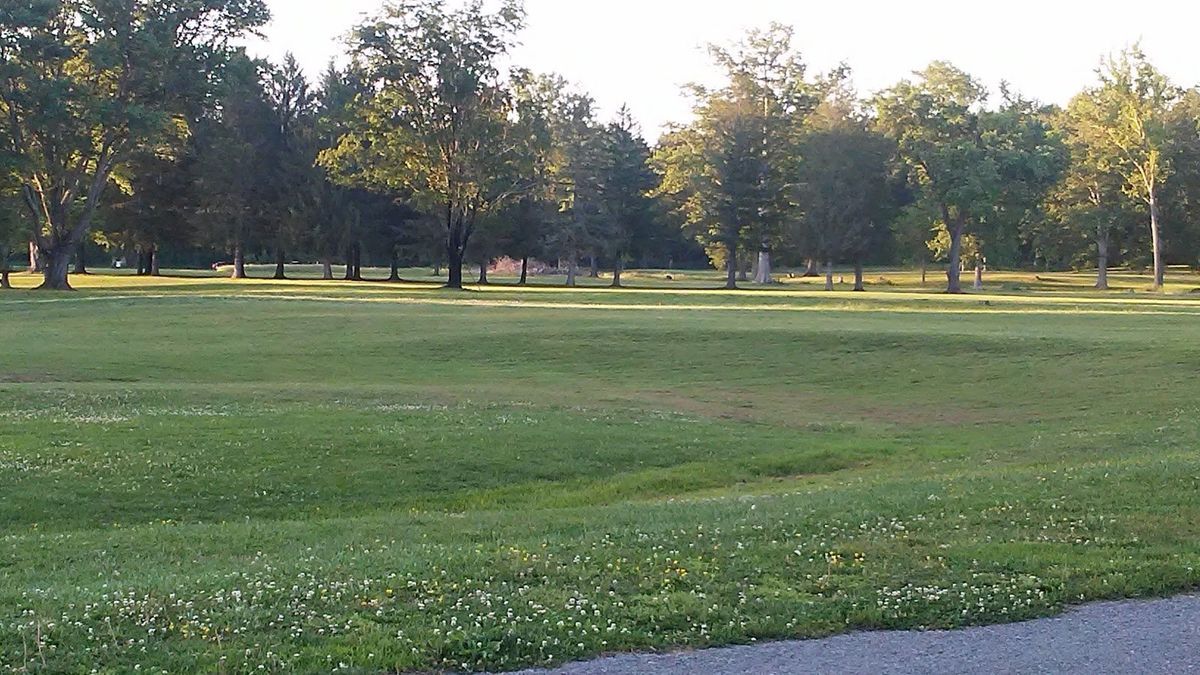 Middlesboro Country Club golf course