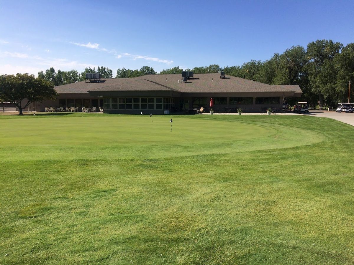 Miles City Town & Country Club golf course