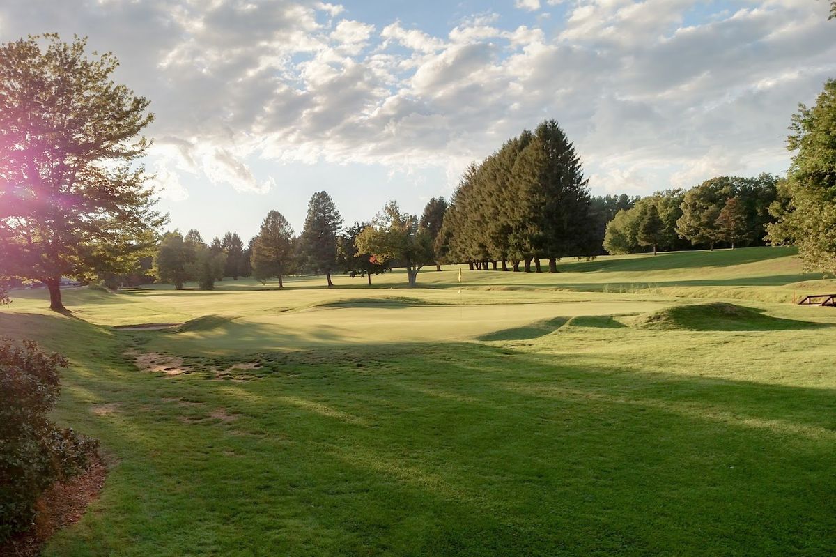 Nabnasset Lake Country Club golf course