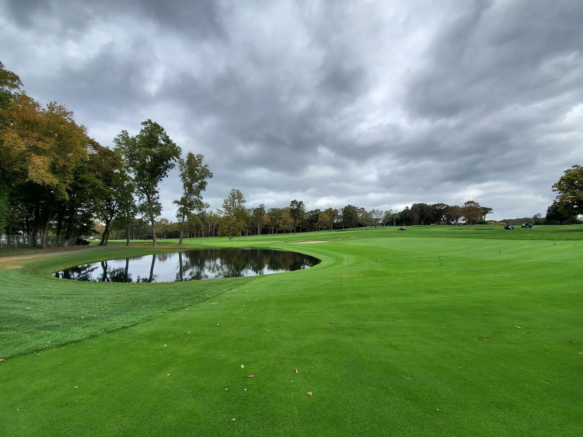 North Shore Country Club golf course