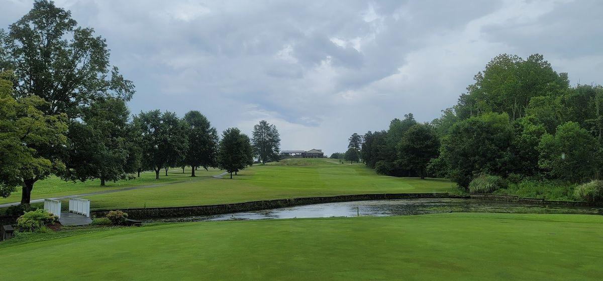 Oak Ridge Country Club golf course