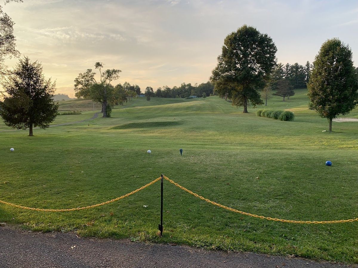 Sunny Croft Country Club golf course