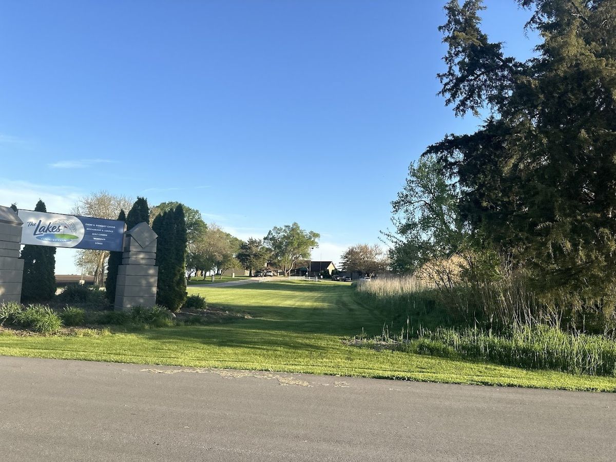 The Lakes Country Club golf course