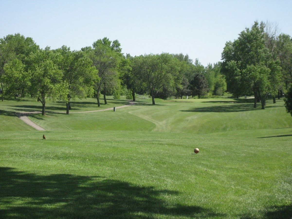 Tracy Country Club golf course