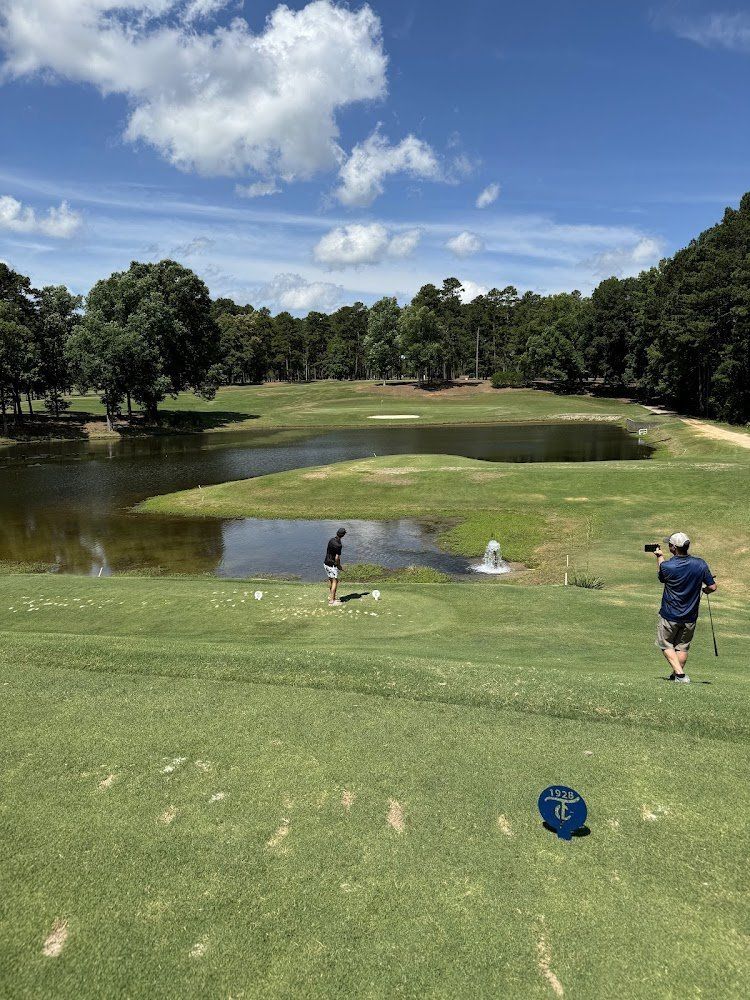 Twin City Country Club golf course