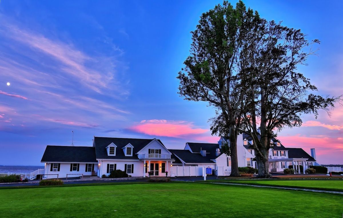 Warwick Country Club golf course