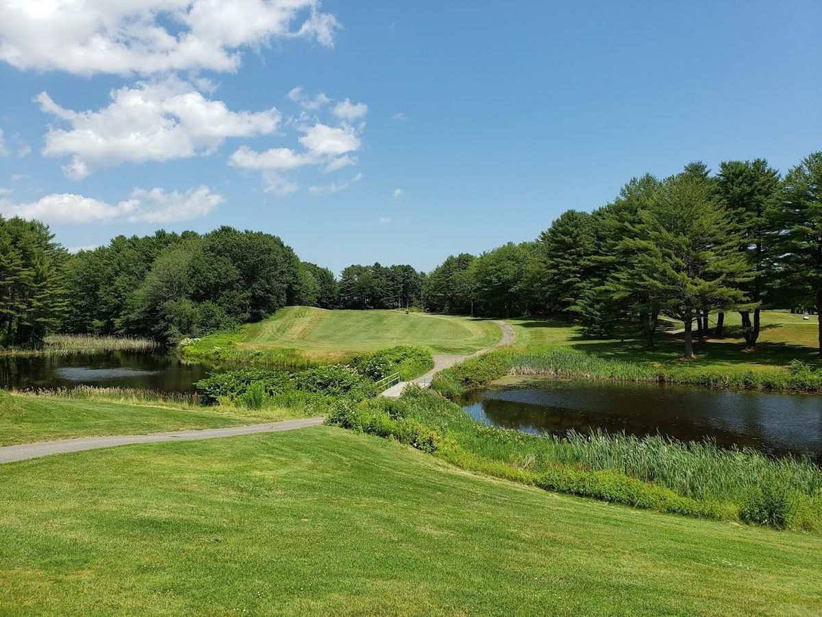 Willowdale Golf Club golf course